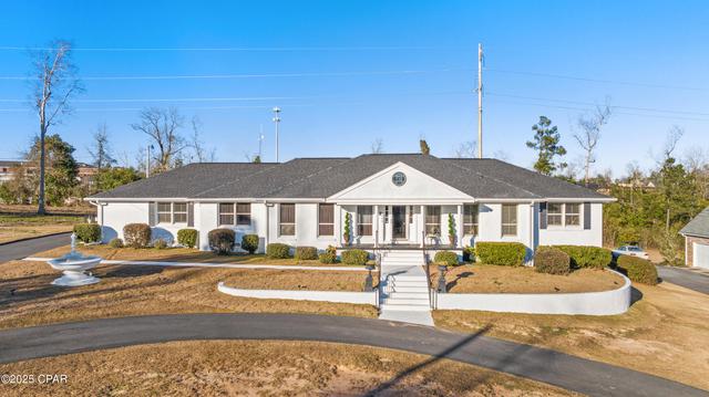3005 Watson Dr, Marianna, FL 32446