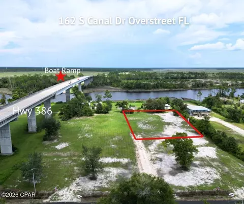 162 S Canal Dr, Port St Joe, FL 32456