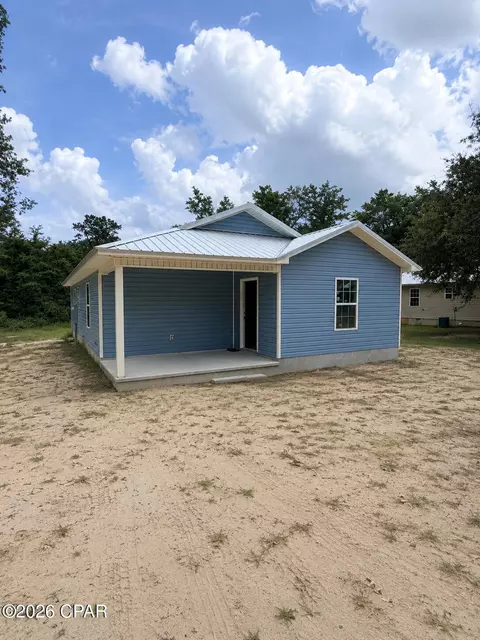 6636 Grande Oak Loop, Grand Ridge, FL 32442