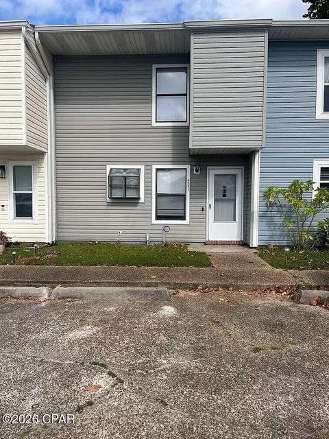 6521 Pridgen St, Panama City, FL 32404