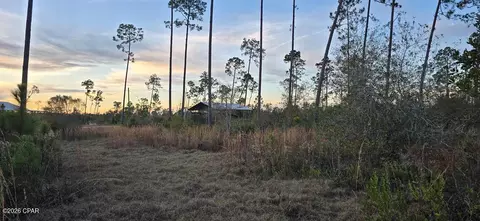 9641 Cr 386, Wewahitchka, FL 32465