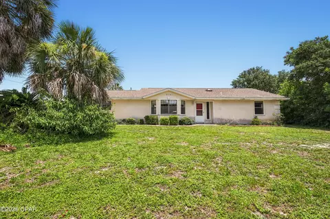 619 16th St, Panama City Beach, FL 32413