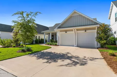Exterior - 204 E Firethorn Cir, Inlet Beach, FL 32461 photo 3 of 14