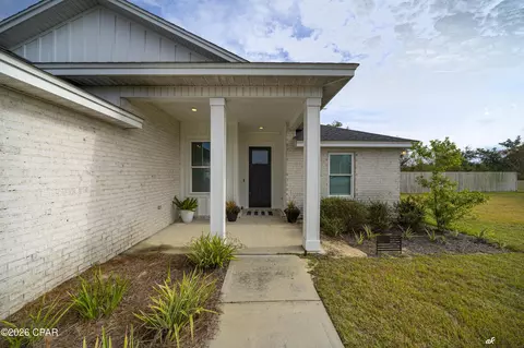103 Lakeview Ter, Lynn Haven, FL 32444