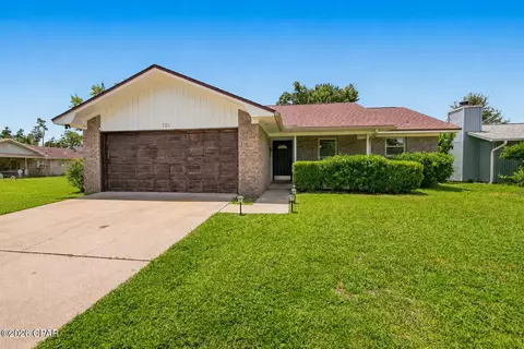 701 Lori Ln, Lynn Haven, FL 32444