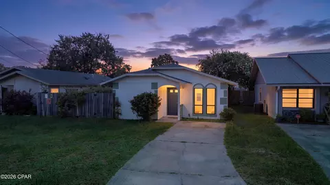 2405 Minnesota Ave, Lynn Haven, FL 32444