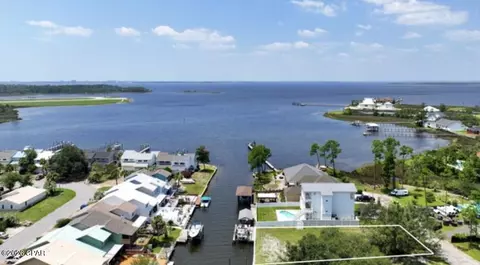 1323 Calabria Rd, Panama City, FL 32405
