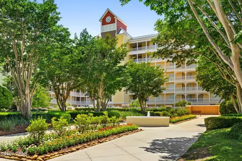 3001 W 10th St #713, Panama City, FL 32401
