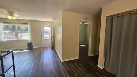 Entry Way - 4107 Paragon Pl, Chipley, FL 32428 photo 1 of 2