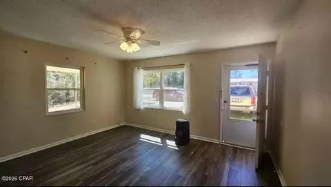 Living - 4107 Paragon Pl, Chipley, FL 32428 photo 2 of 2
