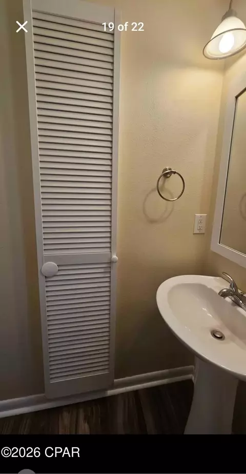 Bath - 4107 Paragon Pl, Chipley, FL 32428 photo 1 of 3