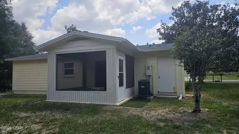 Exterior - 4107 Paragon Pl, Chipley, FL 32428 photo 6 of 9