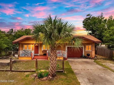 1707 Chestnut Ave, Panama City, FL 32405