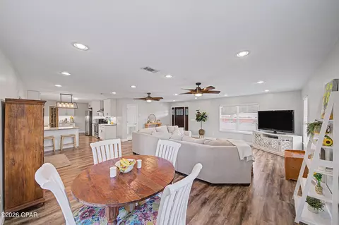 Dining - 1807 Ulmer Ln, Chipley, FL 32428 photo 1 of 1