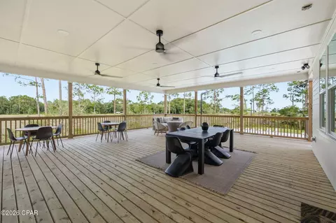 Exterior - 42 Flora Ln, Freeport, FL 32439 photo 5 of 12
