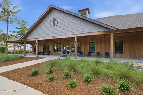 Exterior - 42 Flora Ln, Freeport, FL 32439 photo 8 of 12