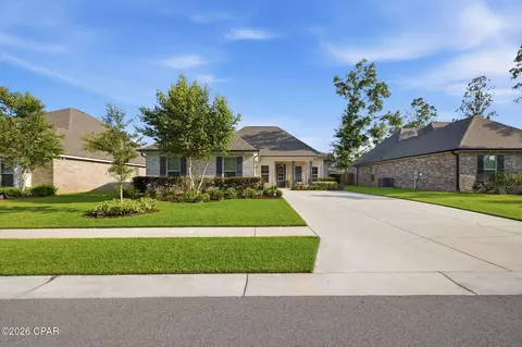 Exterior - 42 Flora Ln, Freeport, FL 32439 photo 11 of 12