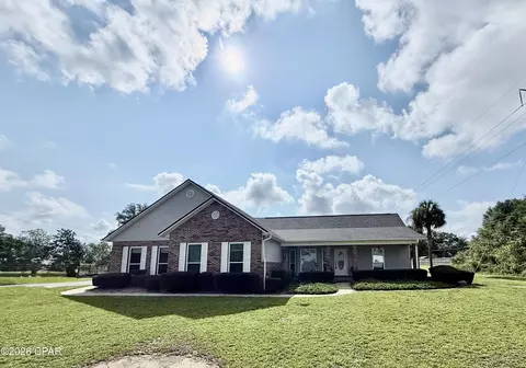 2816 Jackson Bluff Rd, Marianna, FL 32446