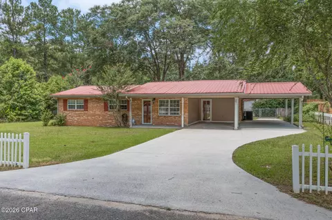116 Lisenby Dr, Bonifay, FL 32425