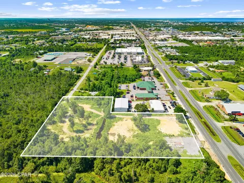 2822 Martin Luther King Jr Blvd Ave, Panama City, FL 32405