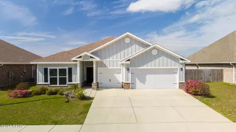 4765 Rosemary St, Callaway, FL 32404