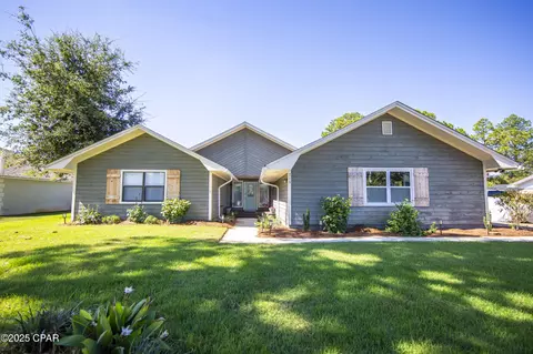 215 Moonlight Bay Dr, Panama City Beach, FL 32407