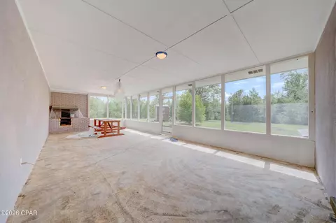 Exterior - 1012 Tech Dr, Lynn Haven, FL 32444 photo 7 of 9