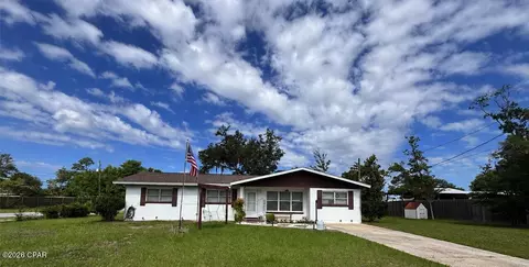 812 Arkansas Ave, Lynn Haven, FL 32444