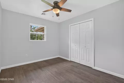 Bedroom - 1214 Johnson Ave, Chipley, FL 32428 photo 3 of 4