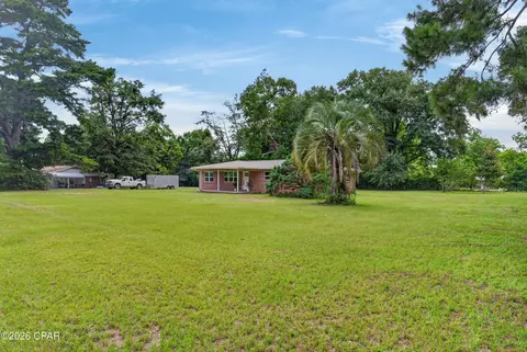 Exterior - 1214 Johnson Ave, Chipley, FL 32428 photo 1 of 6