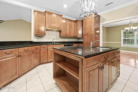 Kitchen - 660 Hwy 273, Chipley, FL 32428 photo 4 of 5