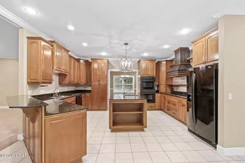 Kitchen - 660 Hwy 273, Chipley, FL 32428 photo 2 of 5