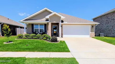 4720 Firefly Ln, Callaway, FL 32404