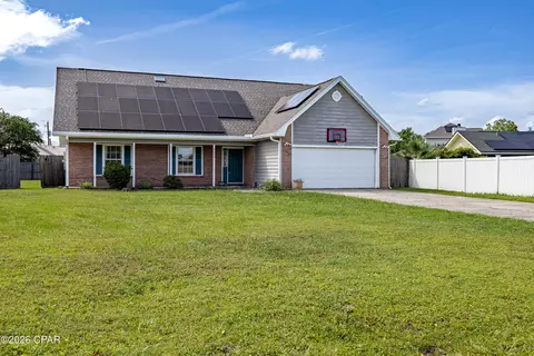 7300 Rodgers Dr, Panama City, FL 32404