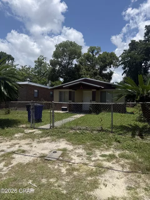 813 E 12th Ct, Panama City, FL 32401