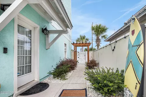 621 Lyndell Ln #B, Panama City Beach, FL 32407