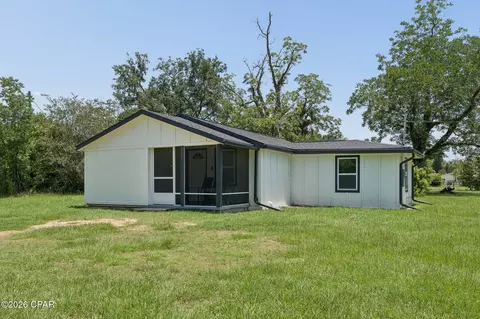 8034 Riley Rd, Southport, FL 32409