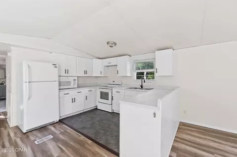 3382 Lakeshore Dr, Chipley, FL 32428 photo 7