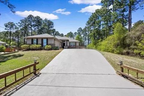 2259 Avenida De Sol, Navarre, FL 32566