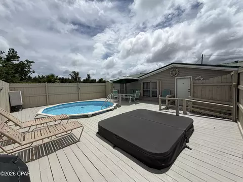 7414 Walker Dr, Panama City, FL 32404