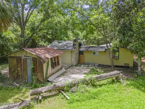 Exterior - 529 N 5th St, Chipley, FL 32428 photo 8 of 8