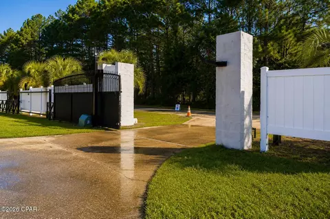 7413 Laird St, Panama City, FL 32408