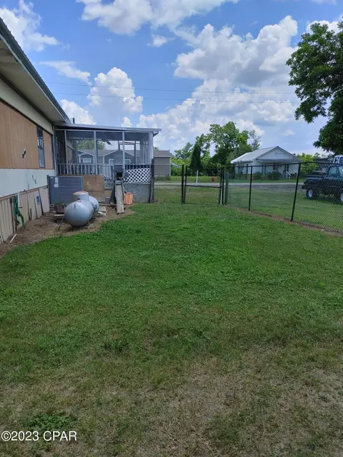 25414 Evans St, Altha, FL 32421 photo 4
