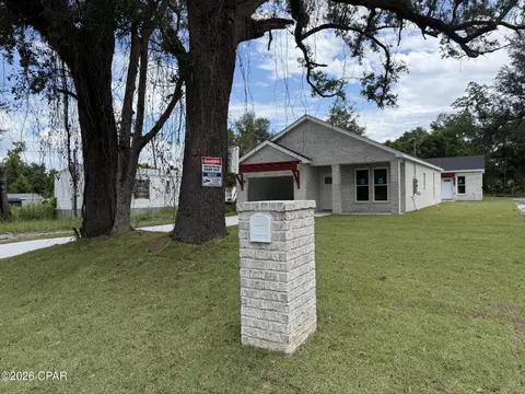 128 Central Ave, Panama City, FL 32401