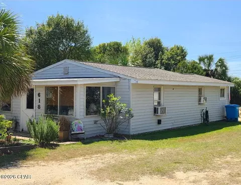 618 Gardenia St, Panama City Beach, FL 32407
