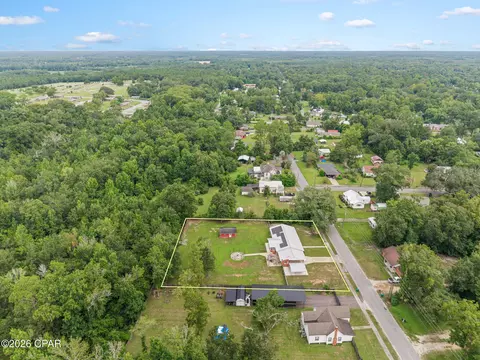 View/Area - 652 2nd St, Chipley, FL 32428 photo 4 of 6