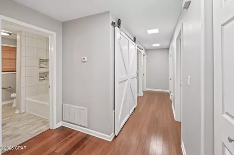 Entry Way - 652 2nd St, Chipley, FL 32428 photo 1 of 1