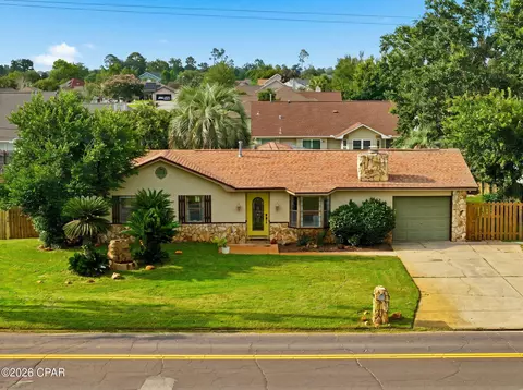 914 Venetian Way, Panama City, FL 32405