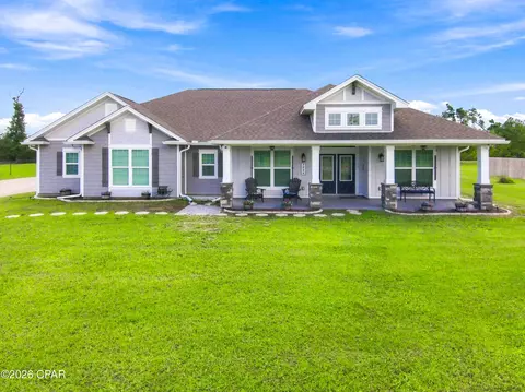 7225 Bay Crest Rd, Southport, FL 32409