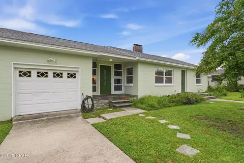 1703 W 10th St, Panama City, FL 32401